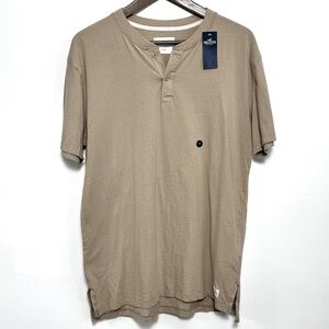 NWT Hollister Men's Relaxed Fit 100% Cotton Short Sleeve Henley Tee Light Tan